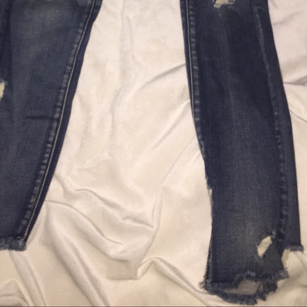 Ripped jeans - Picture 3 of 3
